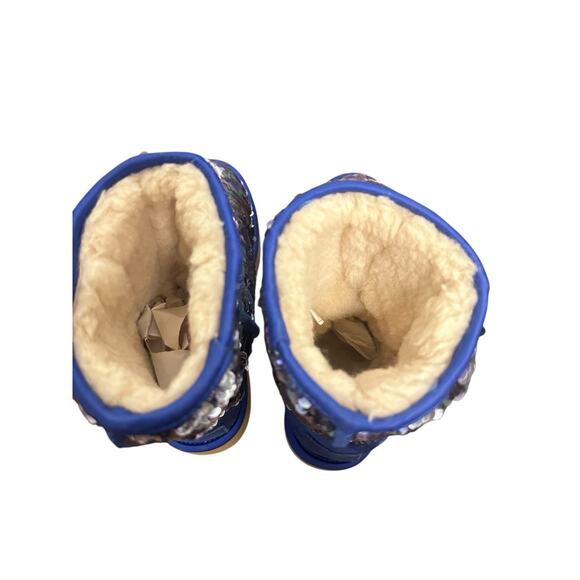 UGG Australia Classic Sheepskin Navy Tonal Sparkly Flip Sequin Short Boots Sz 6 - Picture 8 of 10